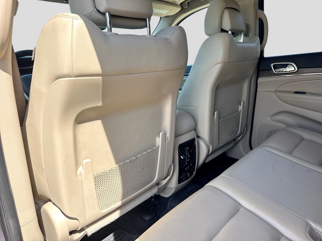 Thumbnail: 2017 Jeep Grand Cherokee - 11