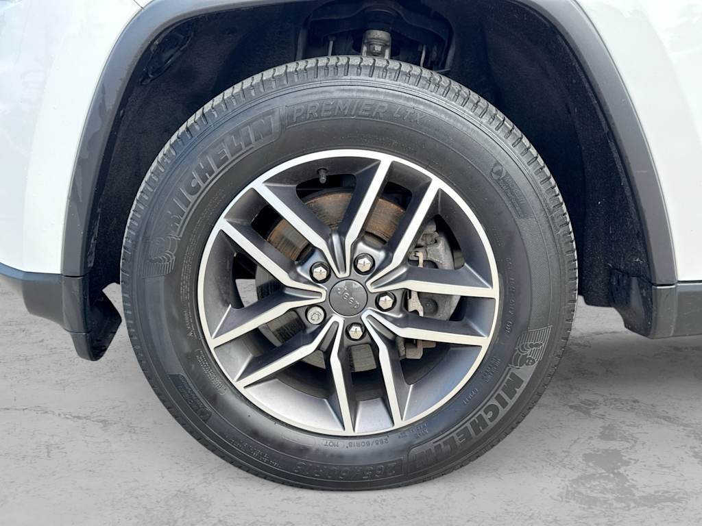 Thumbnail: 2020 Jeep Grand Cherokee - 8