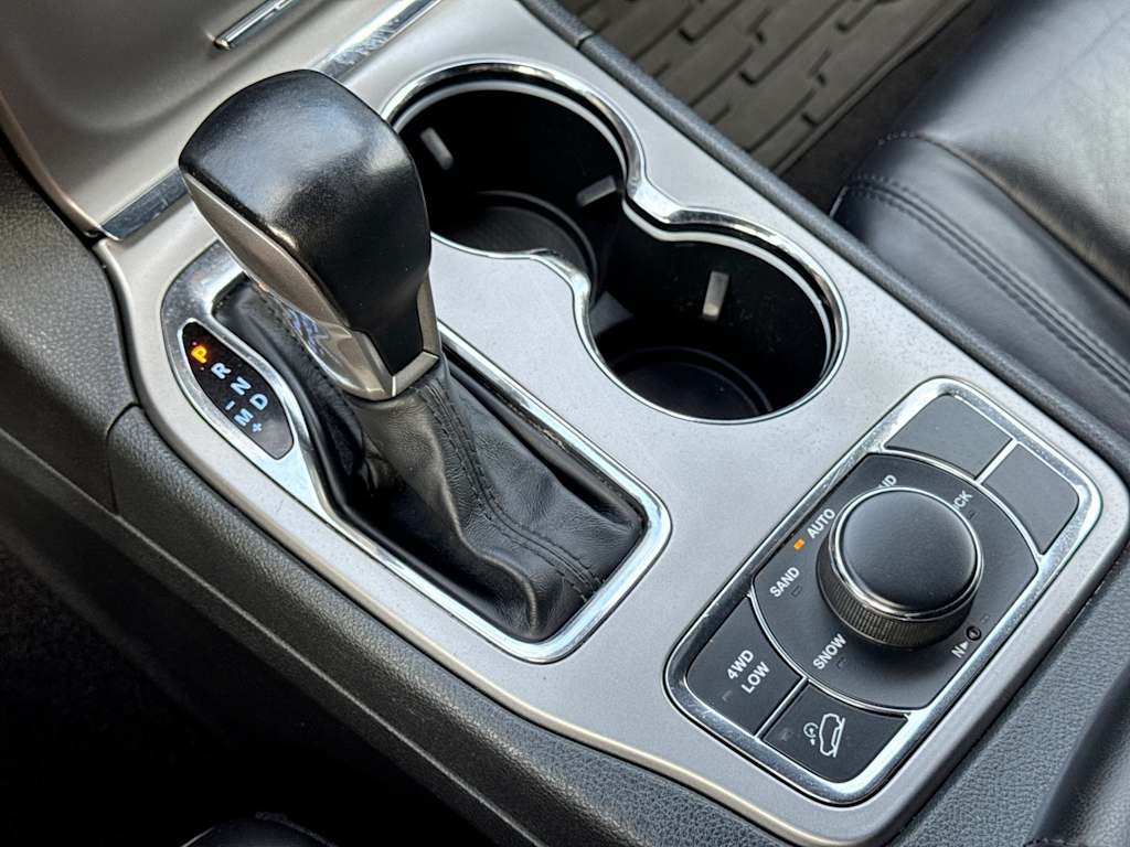 Thumbnail: 2020 Jeep Grand Cherokee - 35