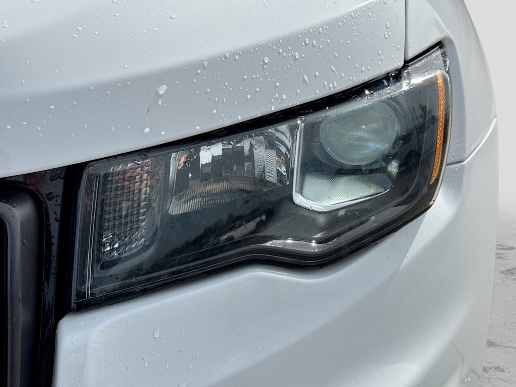Thumbnail: 2021 Jeep Grand Cherokee - 23