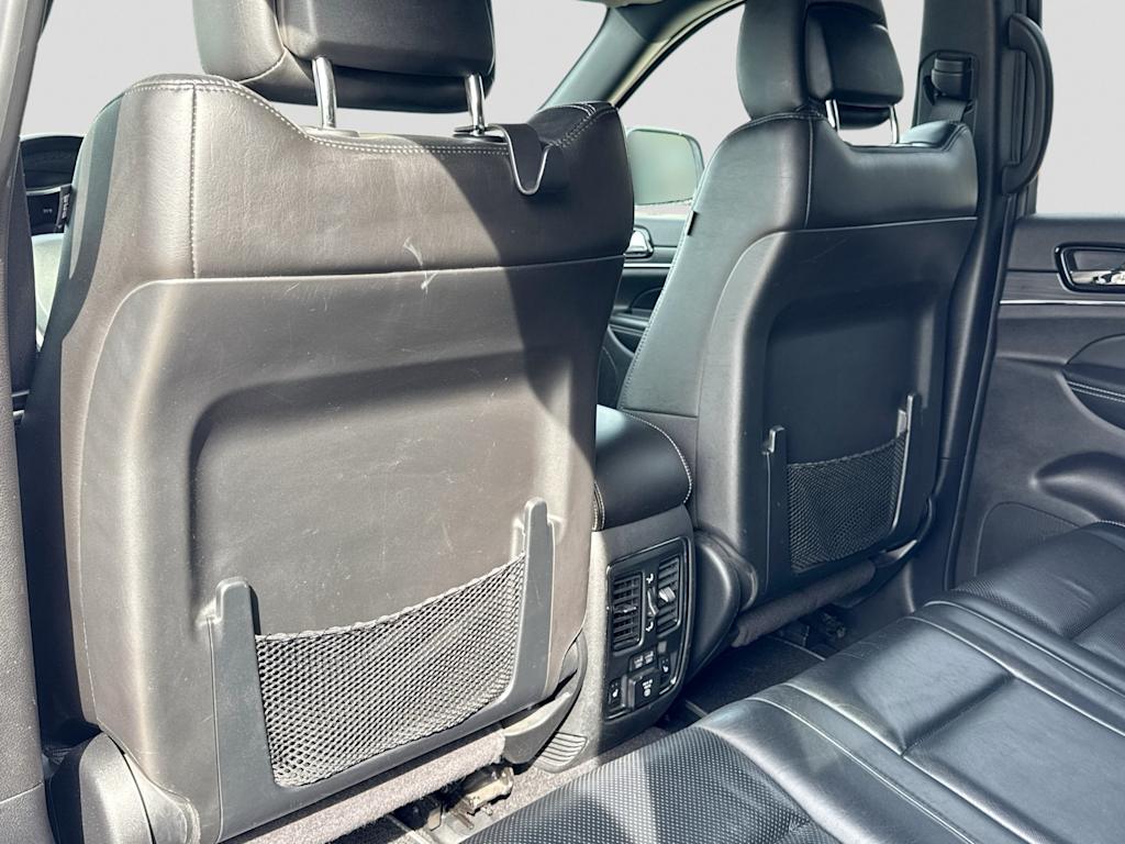 Thumbnail: 2021 Jeep Grand Cherokee - 12