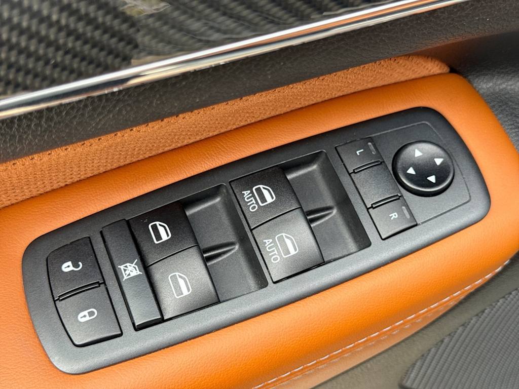 Thumbnail: 2020 Jeep Grand Cherokee - 26