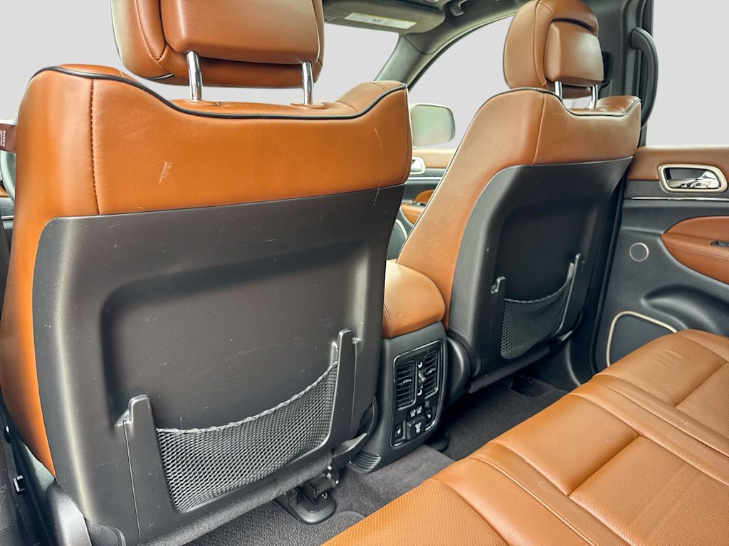 Thumbnail: 2017 Jeep Grand Cherokee - 11