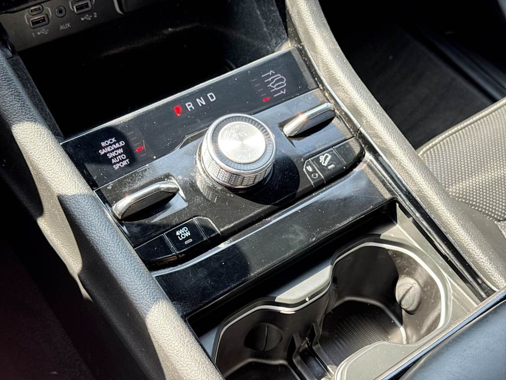 Thumbnail: 2022 Jeep Grand Cherokee - 15