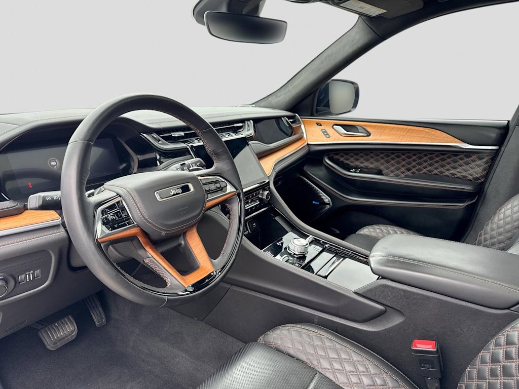Thumbnail: 2023 Jeep Grand Cherokee - 2