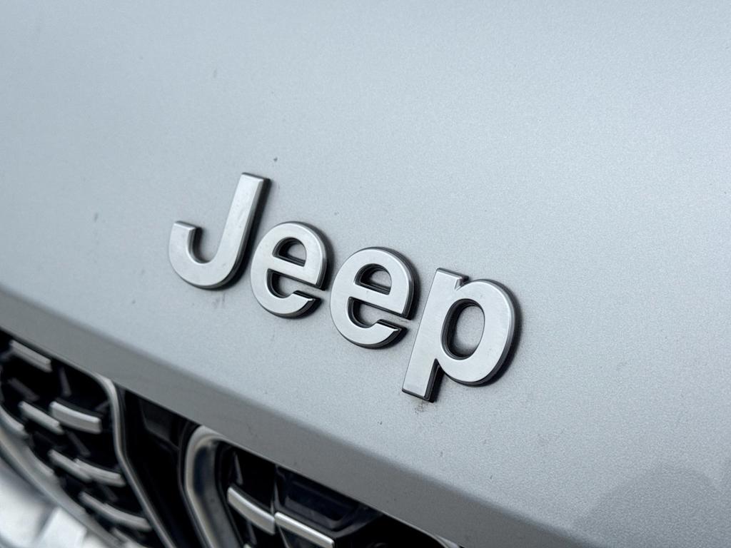 Thumbnail: 2023 Jeep Grand Cherokee - 19