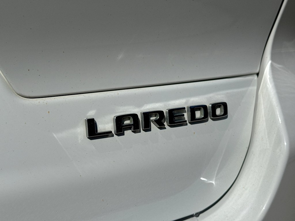 Thumbnail: 2023 Jeep Grand Cherokee L - 23