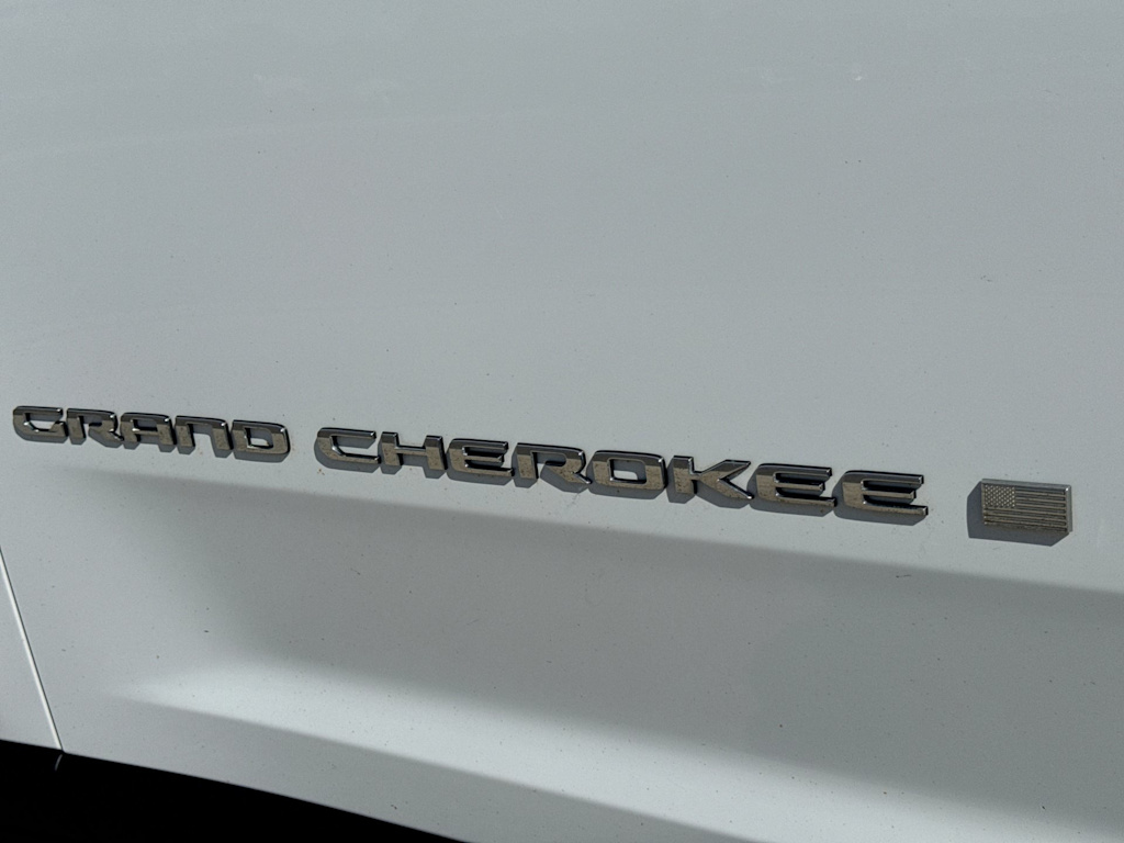 Thumbnail: 2023 Jeep Grand Cherokee L - 22