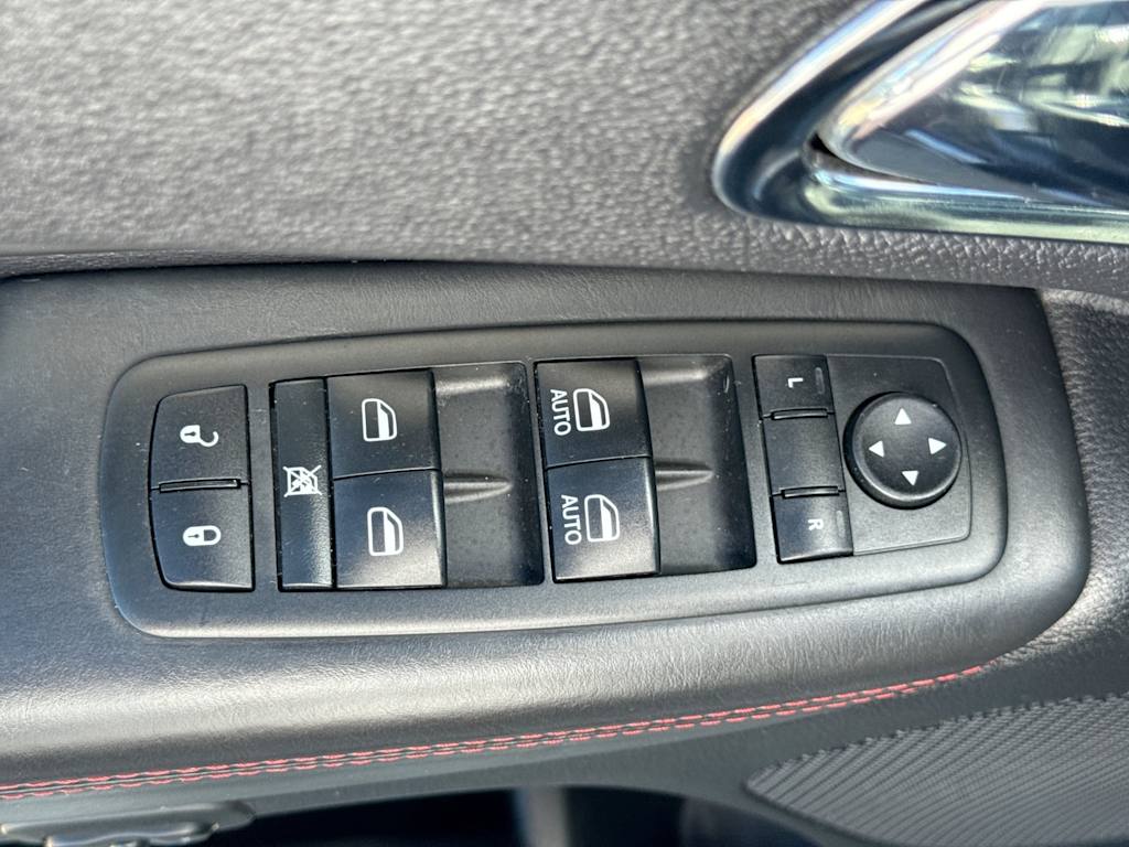 Thumbnail: 2015 Dodge Durango - 25