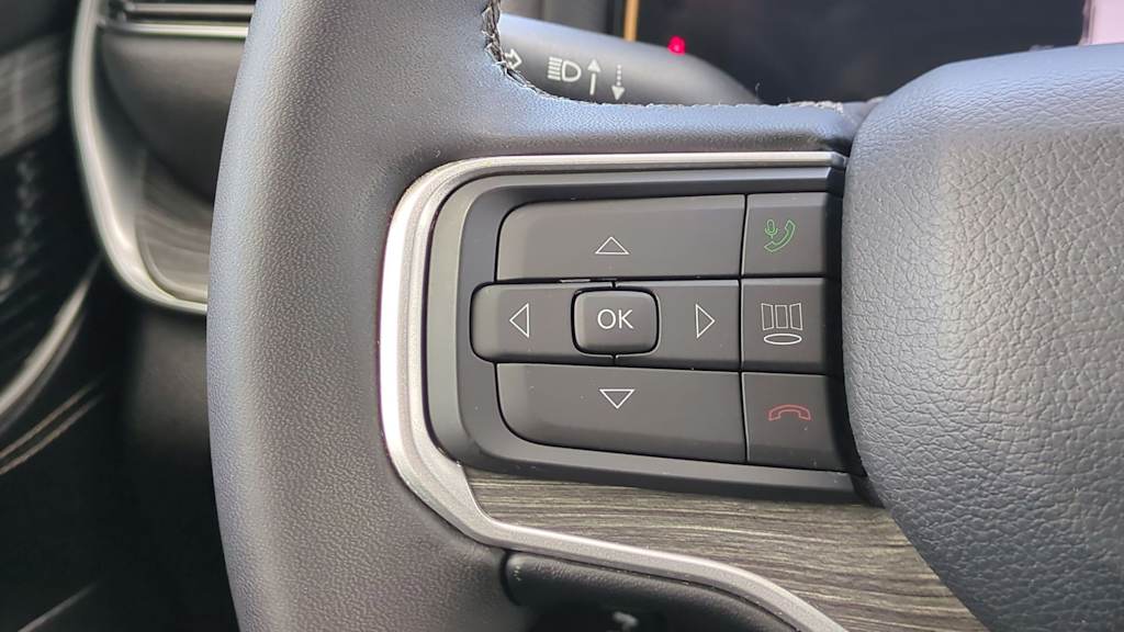 Thumbnail: 2023 Jeep Wagoneer - 25