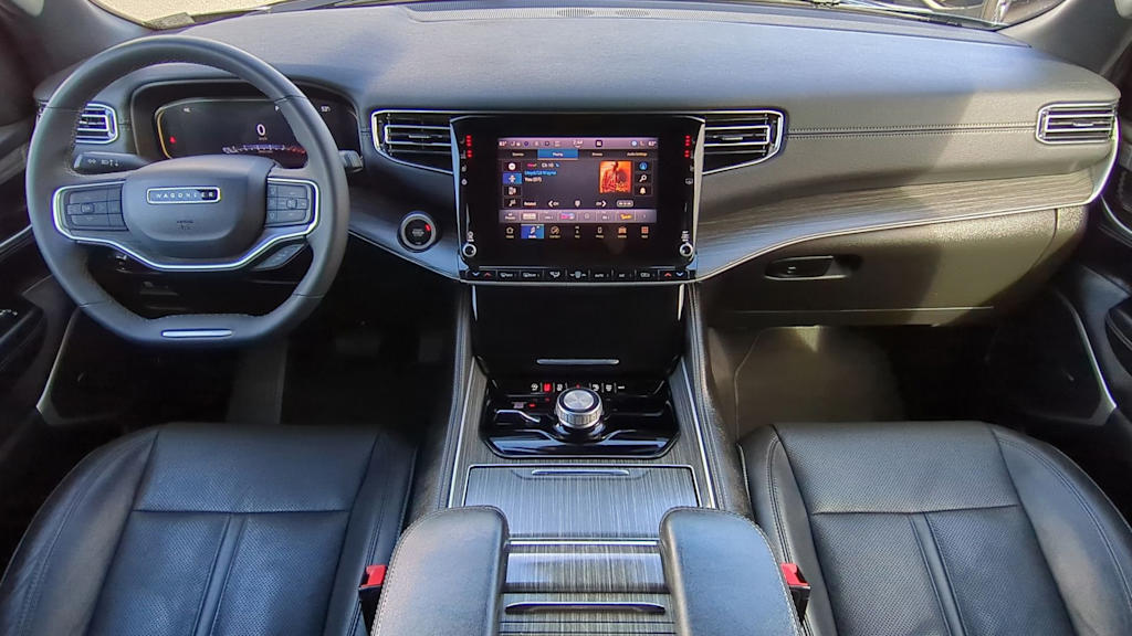 Thumbnail: 2023 Jeep Wagoneer - 2