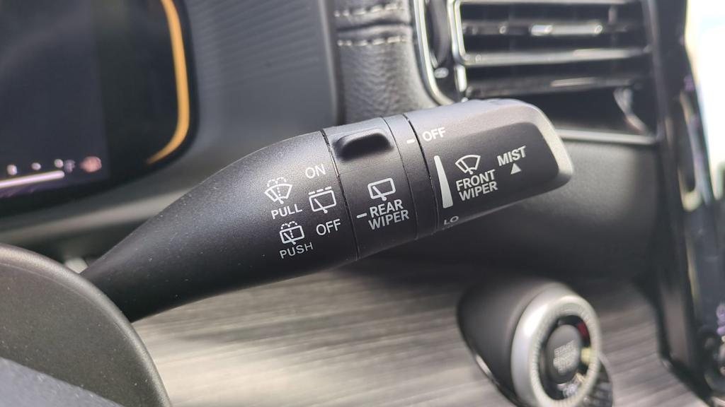 Thumbnail: 2023 Jeep Wagoneer - 15