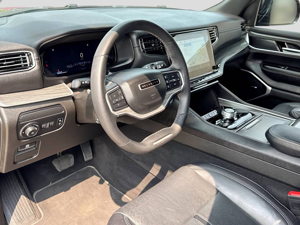 Thumbnail: 2024 Jeep Wagoneer - 2