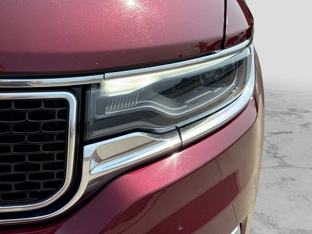 Thumbnail: 2024 Jeep Wagoneer - 23