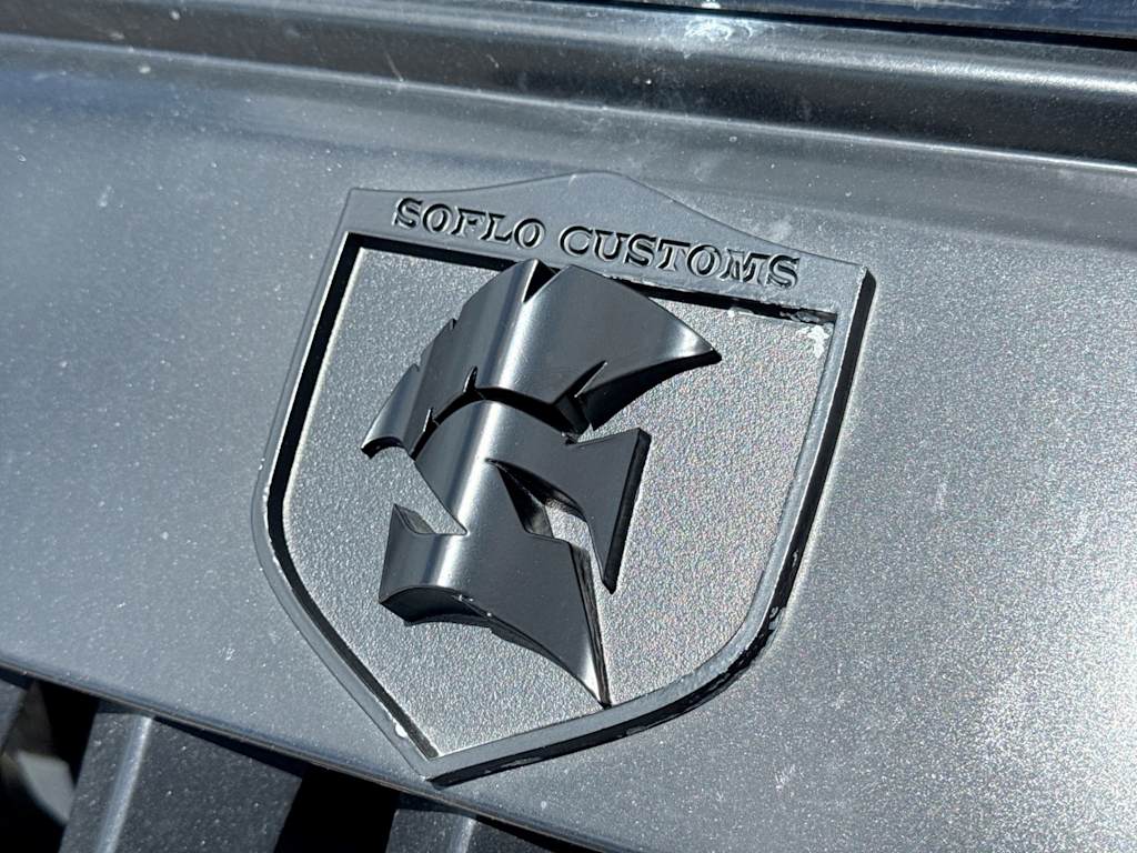 Thumbnail: 2025 Jeep Gladiator - 33