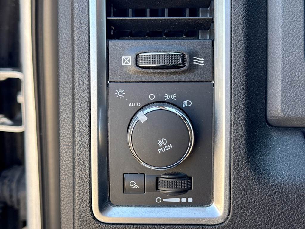 Thumbnail: 2016 RAM 1500 - 29