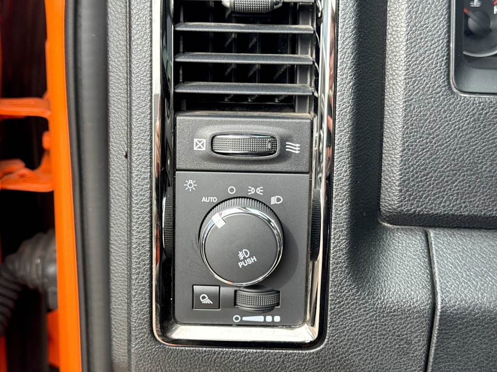 Thumbnail: 2015 RAM 1500 - 29