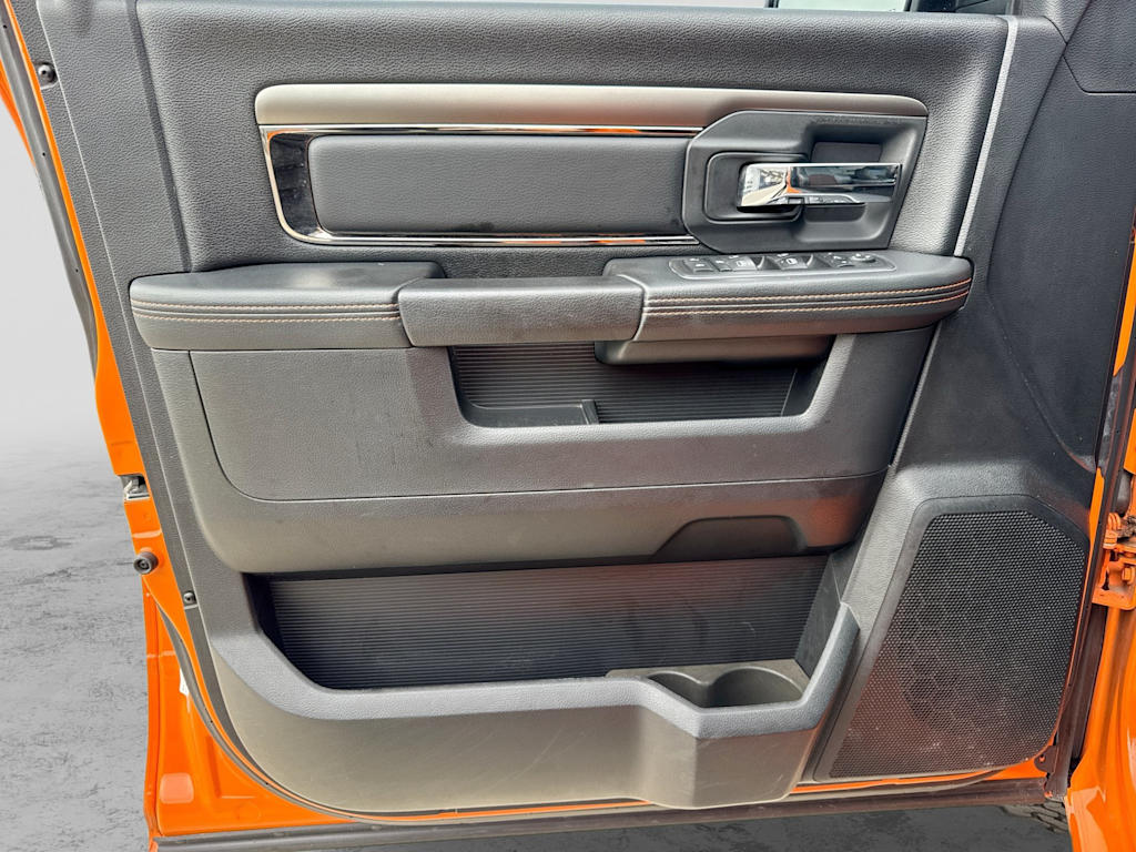 Thumbnail: 2015 RAM 1500 - 32