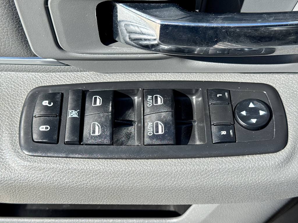 Thumbnail: 2019 RAM 1500 - 24