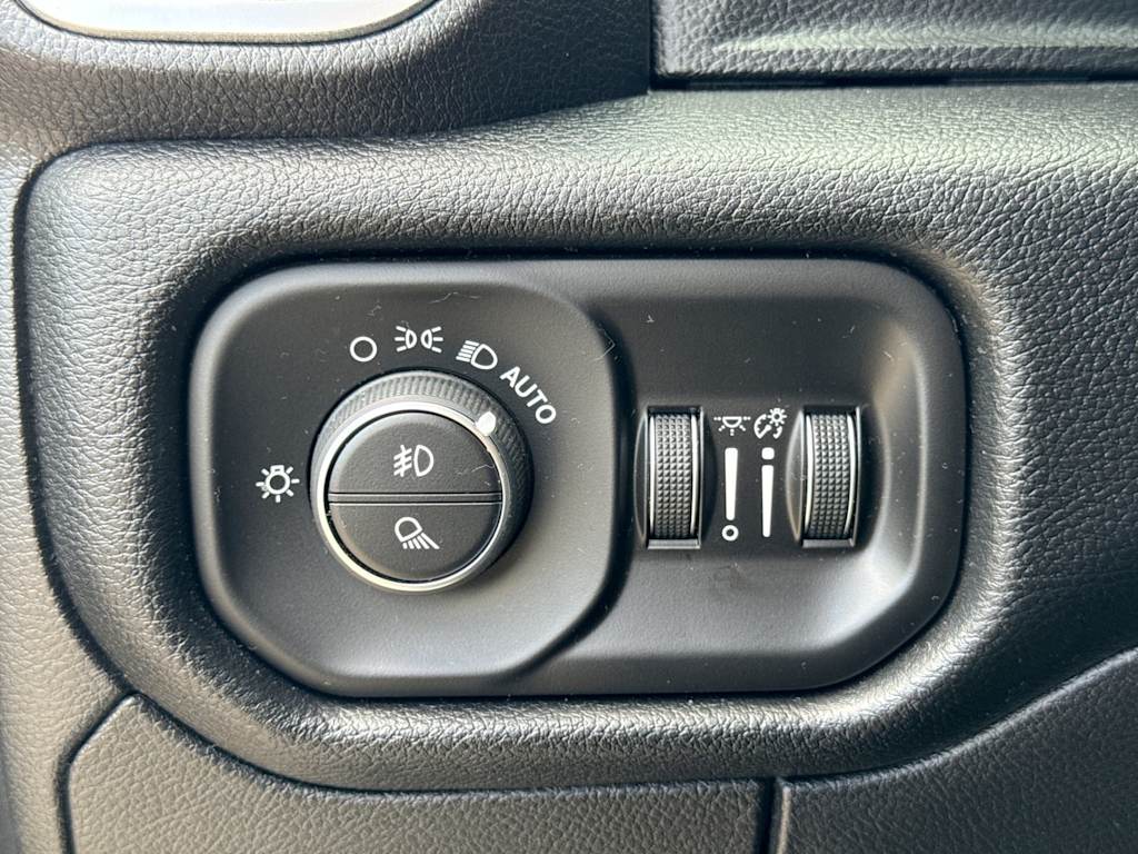 Thumbnail: 2019 RAM 1500 - 29