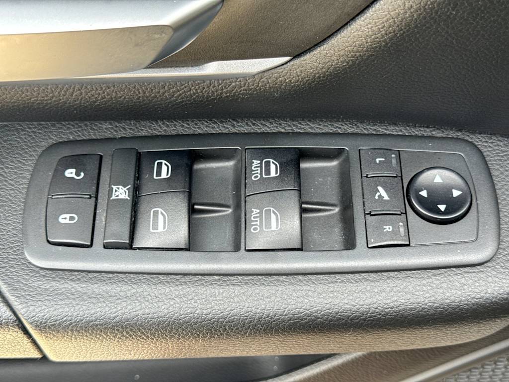 Thumbnail: 2019 RAM 1500 - 24