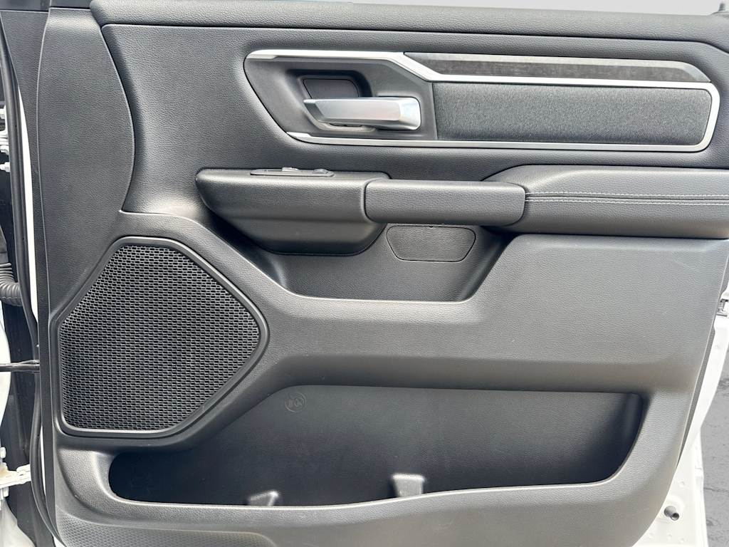 Thumbnail: 2021 RAM 1500 - 33