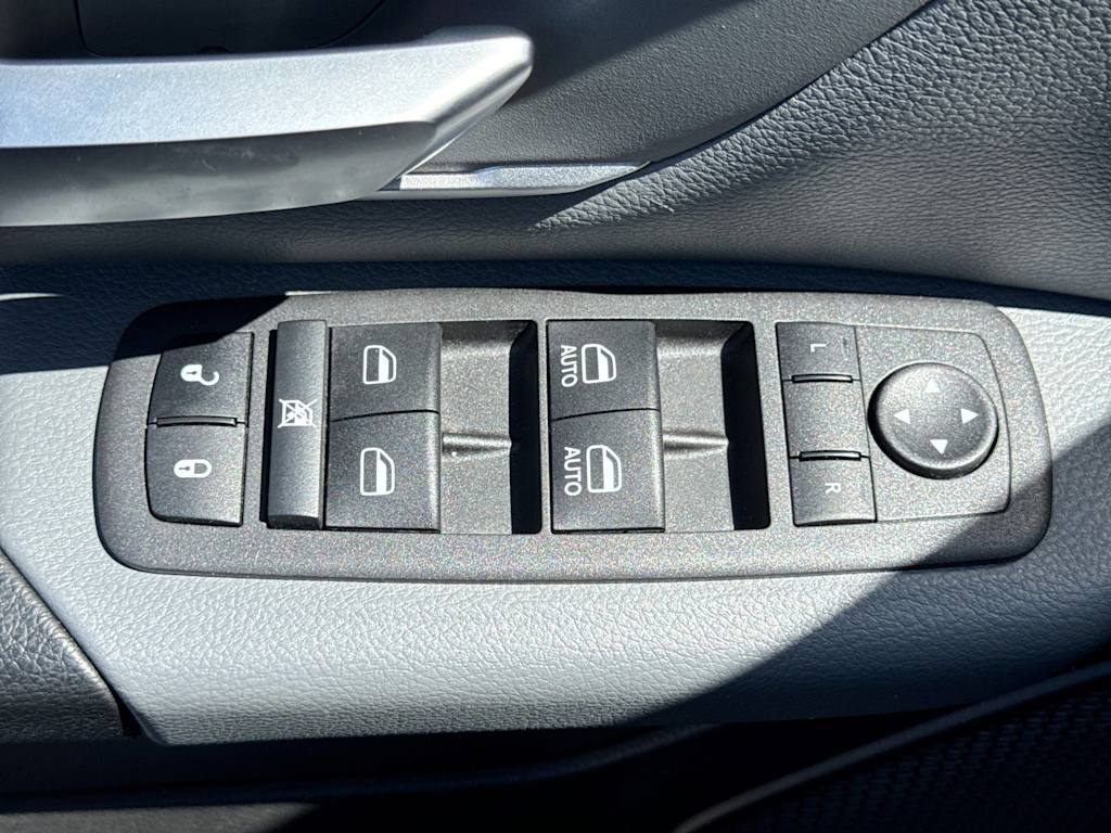 Thumbnail: 2022 RAM 1500 - 22