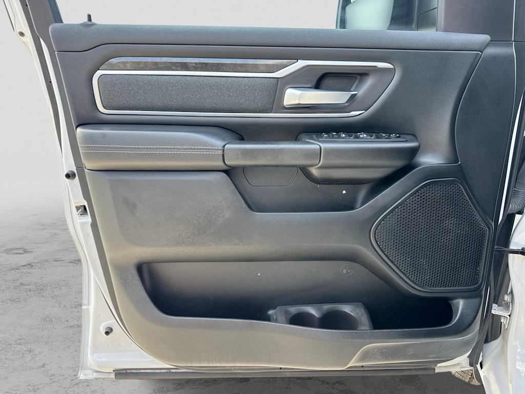Thumbnail: 2021 RAM 1500 - 32