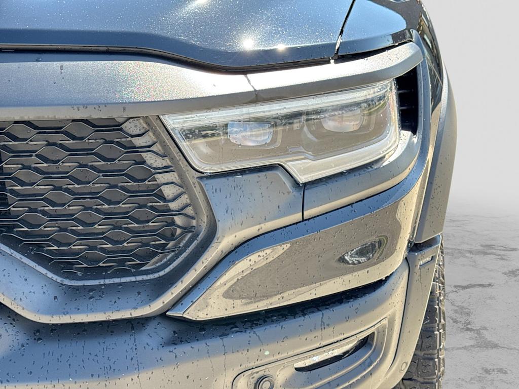 Thumbnail: 2021 RAM 1500 - 21