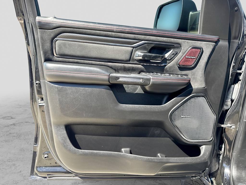 Thumbnail: 2021 RAM 1500 - 33