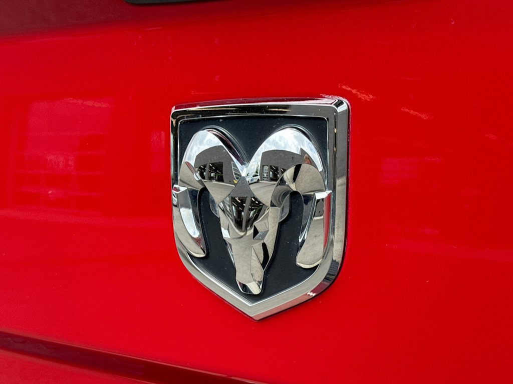 Thumbnail: 2011 RAM 1500 - 6