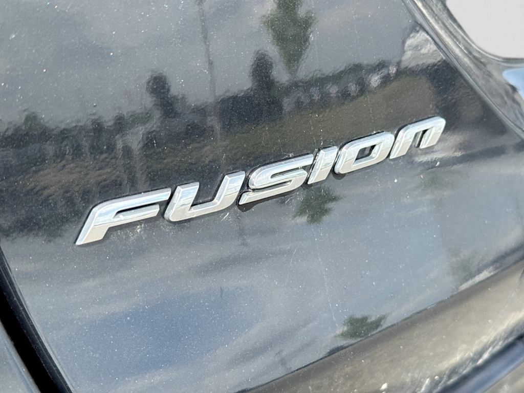 Thumbnail: 2014 Ford Fusion - 12