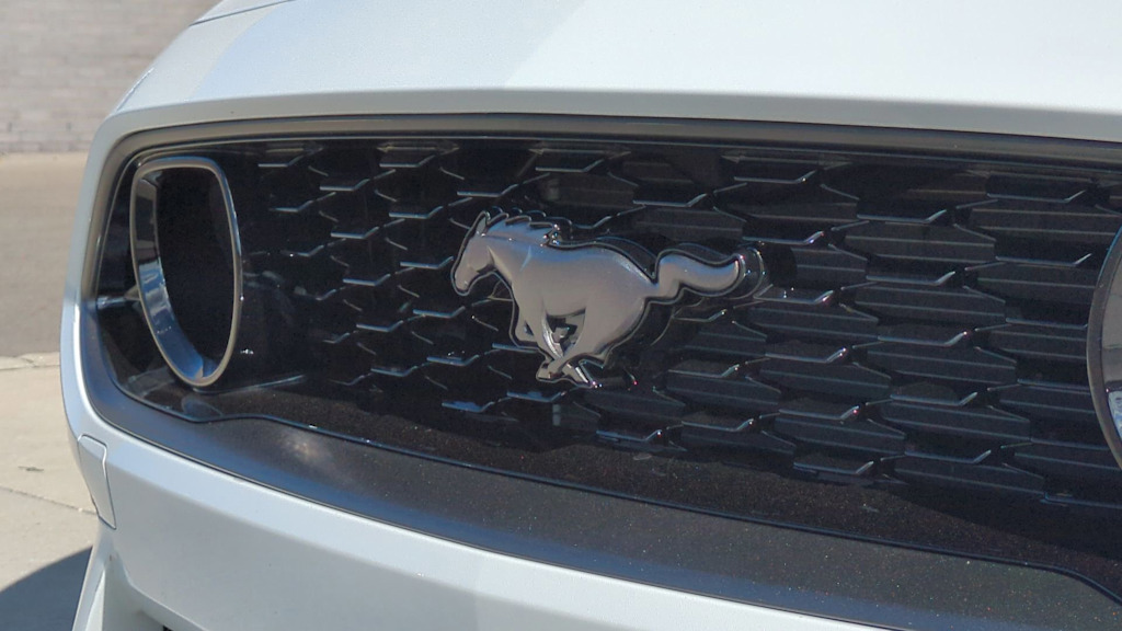 Thumbnail: 2022 Ford Mustang - 7