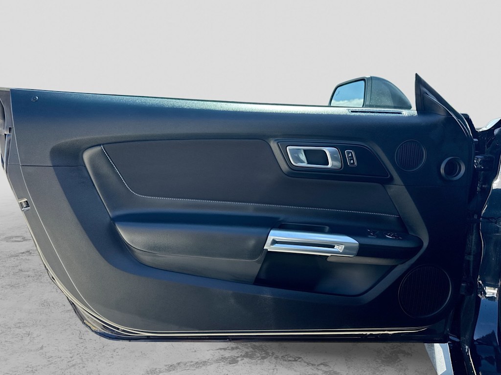 Thumbnail: 2022 Ford Mustang - 33