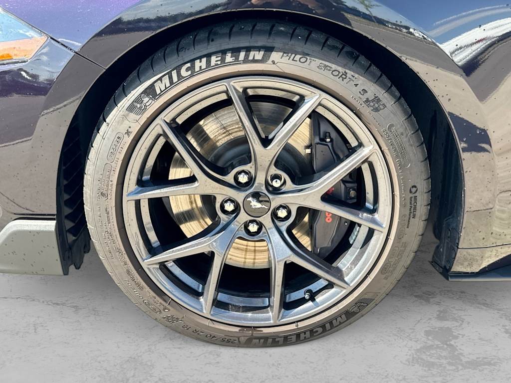 Thumbnail: 2022 Ford Mustang - 7