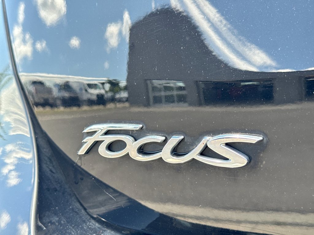Thumbnail: 2016 Ford Focus - 23