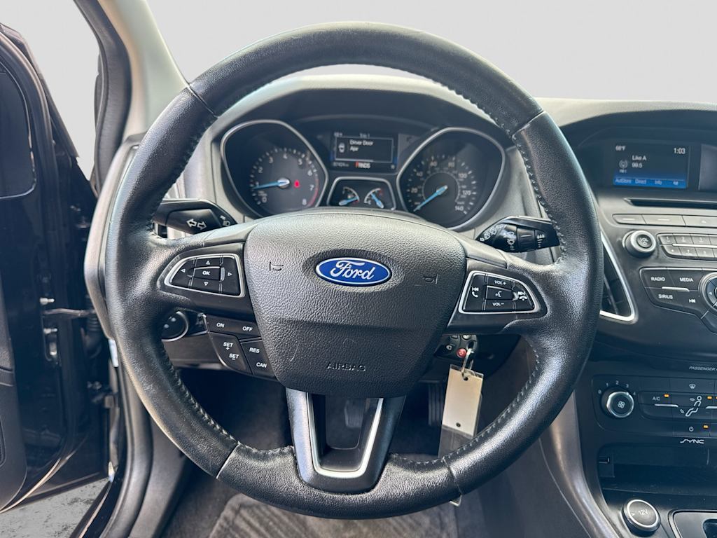 Thumbnail: 2016 Ford Focus - 13