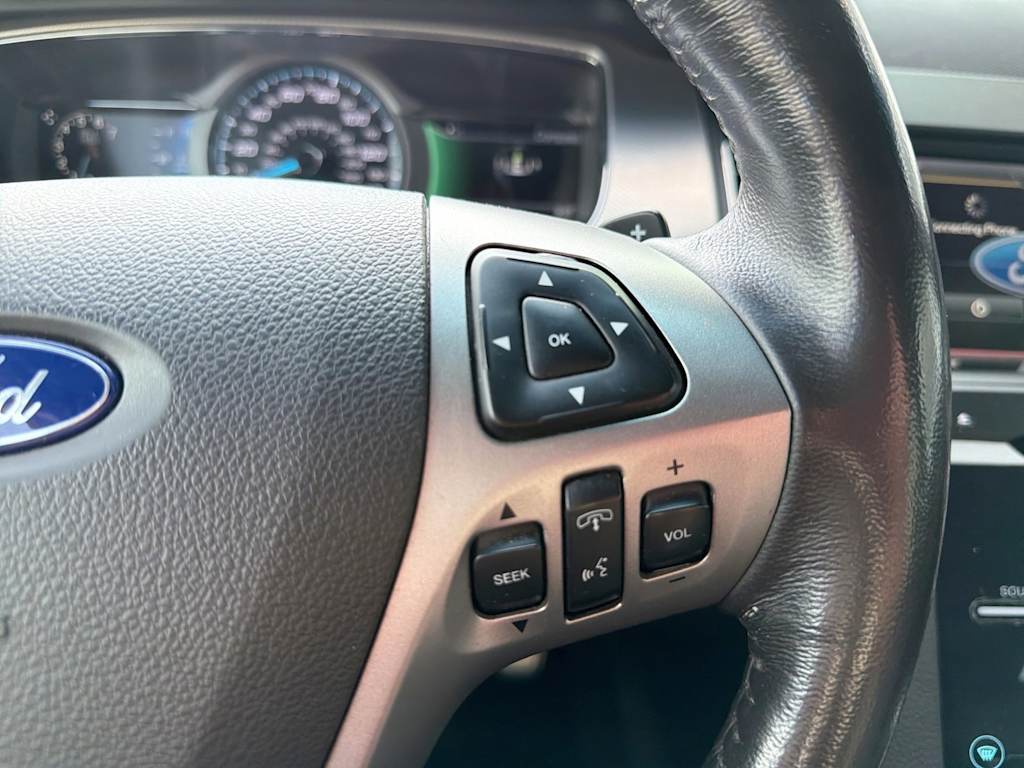 Thumbnail: 2015 Ford Taurus - 29