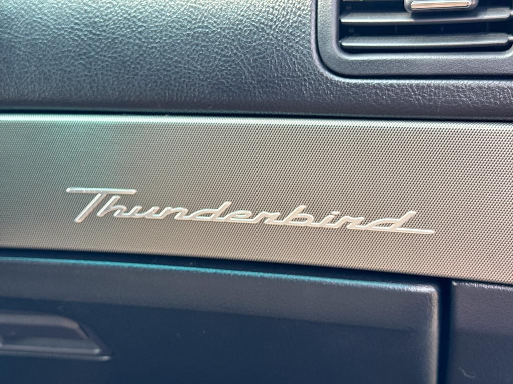 Thumbnail: 2005 Ford Thunderbird - 31
