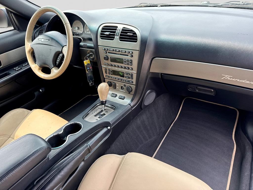 Thumbnail: 2005 Ford Thunderbird - 7