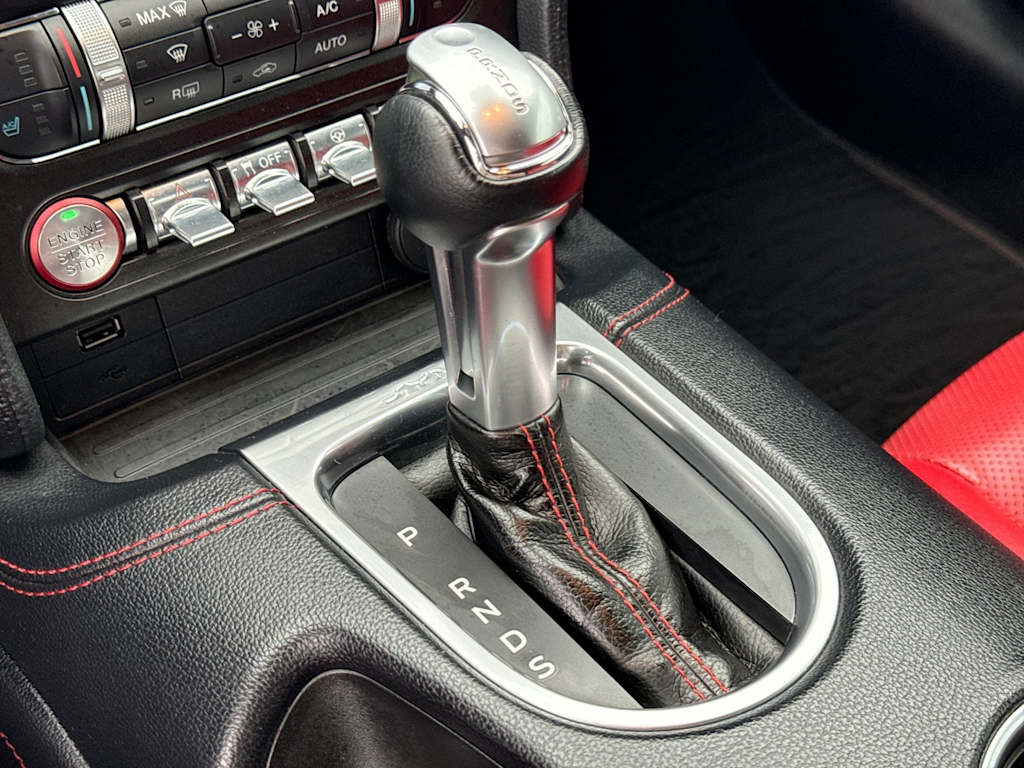 Thumbnail: 2019 Ford Mustang - 15