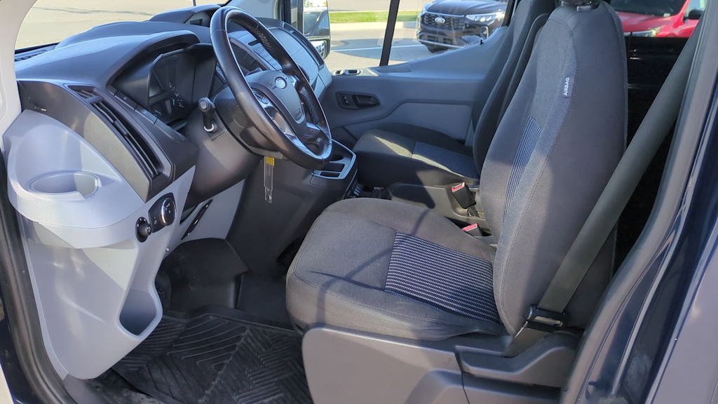 Thumbnail: 2019 Ford Transit Series - 8