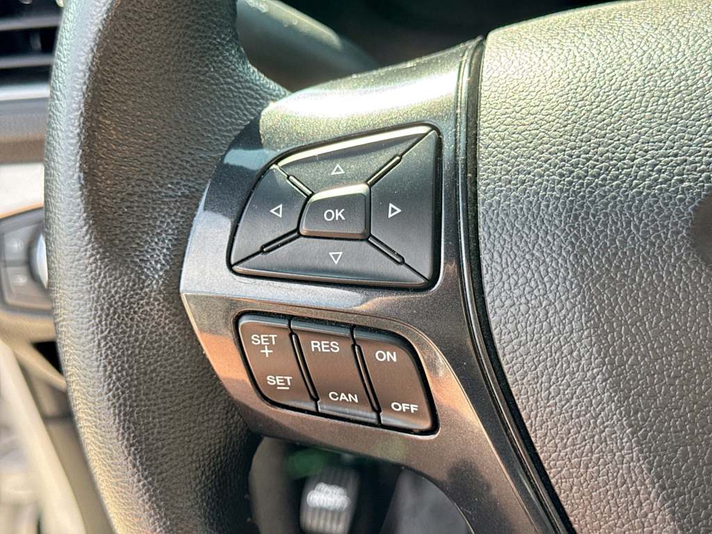 Thumbnail: 2018 Ford Explorer - 29