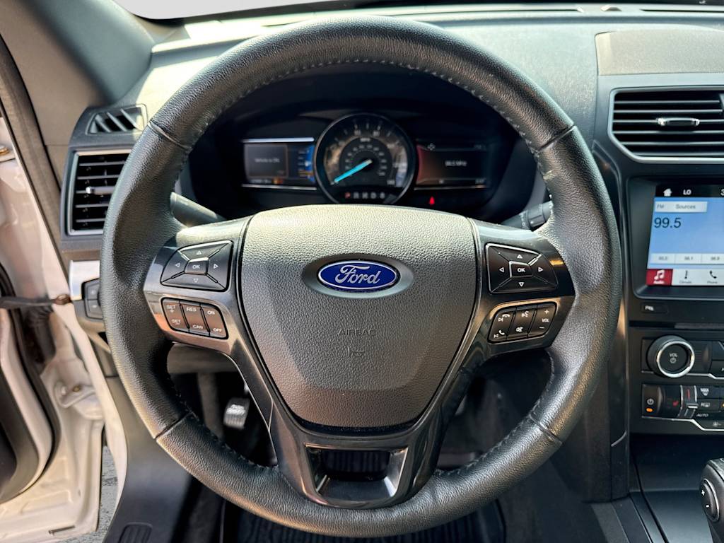 Thumbnail: 2018 Ford Explorer - 12