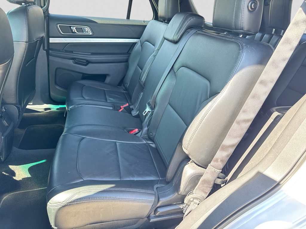 Thumbnail: 2016 Ford Explorer - 12