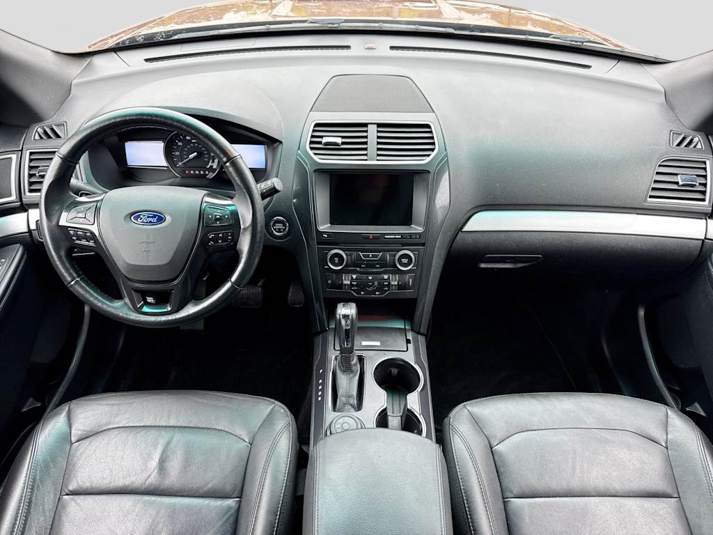 Thumbnail: 2017 Ford Explorer - 9