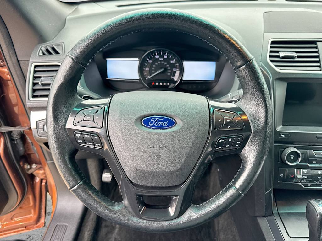Thumbnail: 2017 Ford Explorer - 13