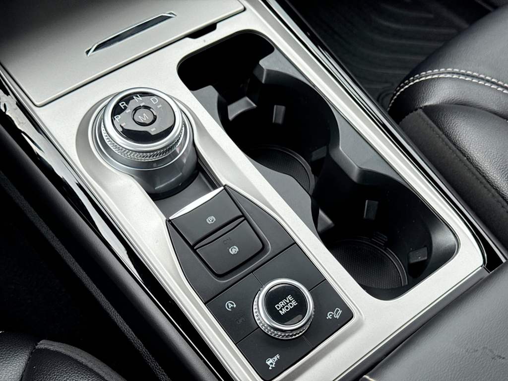 Thumbnail: 2023 Ford Explorer - 15