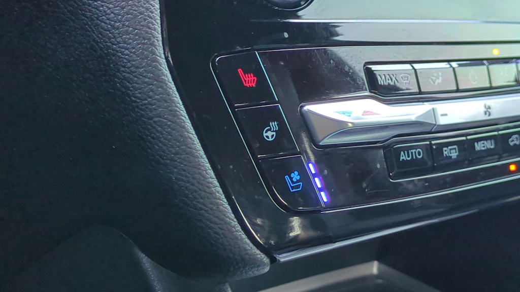 Thumbnail: 2024 Ford Explorer - 35