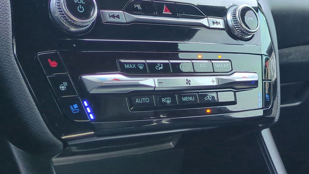 Thumbnail: 2024 Ford Explorer - 33